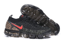 Cargar imagen en el visor de la galería, Air Vapormax Flyknit 2.0 Black Leopard Hook 942843-068