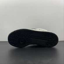 Cargar imagen en el visor de la galería, Adidas Forum Mid White Black GX3957