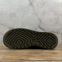 Cargar imagen en el visor de la galería, Air Force 1 GORE-TEX BOOT Medium Olive Seal Brown-Sail CT2815-201