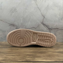 Cargar imagen en el visor de la galería, Air Jordan 1 Mid SE (GS) Lt Arctic Pink University Gold 2021 DC9517-600