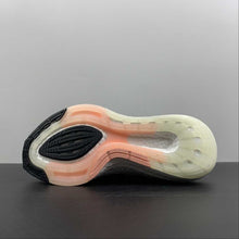 Cargar imagen en el visor de la galería, Adidas UltraBoost 22 Heat.Rdy Black Orange White H01174