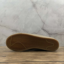 Cargar imagen en el visor de la galería, SB Blazer Low GT Green Gum