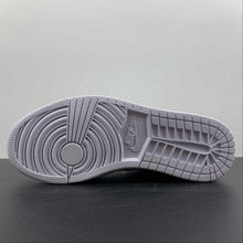 Cargar imagen en el visor de la galería, Air Jordan 1 Low Quil Ted White White DB6480-100