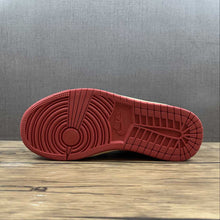 Cargar imagen en el visor de la galería, Air Jordan 1 Low Gym Red Black White 553560-612