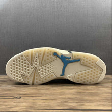 Cargar imagen en el visor de la galería, Air Jordan 6 Retro Black Chrome-Lt Smoke Grey CK6635-001