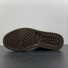 Cargar imagen en el visor de la galería, Air Jordan 1 Low SE Sail-White Light Olive DV0426-301