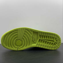 Cargar imagen en el visor de la galería, Air Jordan 1 Mid White Atomic Green White (2022) BQ6472-131
