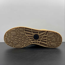 Cargar imagen en el visor de la galería, Adidas Adimatic OG Shoebox HQ3935