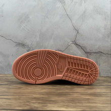 Cargar imagen en el visor de la galería, Air Jordan 1 Mid Atomic Orange Apricot Agate (2021) DH4270-800