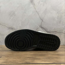 Cargar imagen en el visor de la galería, Air Jordan 1 Low Quai 54 Team Orange Baroque Brown CZ4155-100