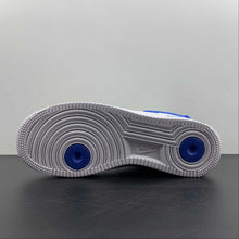 Cargar imagen en el visor de la galería, Air Force 1 High SE White Royal Blue-White