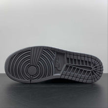 Cargar imagen en el visor de la galería, Air Jordan 1 Retro High OG Stealth White (2022) 555088-037