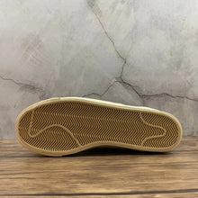 Cargar imagen en el visor de la galería, Blazer Mid Olive Snakeskin