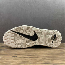 Cargar imagen en el visor de la galería, Air More Uptempo 96 Trading Cards Sail Black Sail Team Orange DM1297-100