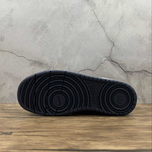 Cargar imagen en el visor de la galería, Court Borough Low 2 Mwh White Blue Obsidean BQ5448-107