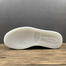 Cargar imagen en el visor de la galería, Air Jordan 1 Mid White Black Diamond (2021) DH6933-100