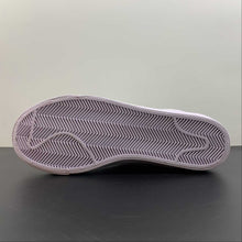 Cargar imagen en el visor de la galería, Blazer Low 77 Jumbo White Leaf Green-White