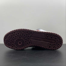 Cargar imagen en el visor de la galería, Adidas Forum 84 Low White Off White Burgundy HR1525