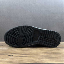 Cargar imagen en el visor de la galería, Air Jordan 1 Low Black Bleached Coral Grey Fog 553558-062