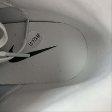 Cargar imagen en el visor de la galería, Blazer Mid 77 Infinite Summit White White Sail DA7233-101