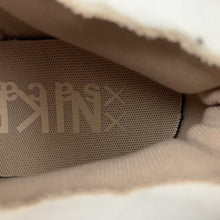 Cargar imagen en el visor de la galería, Blazer Low x Sacai x Kaws “Reed” Natural Yellow DM7901-100