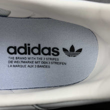 Cargar imagen en el visor de la galería, Adidas Samba Team Real Madrid HQ7032