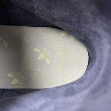 Cargar imagen en el visor de la galería, Adidas Centennial 85 HI Shanav CryWhite CWhite FZ5992