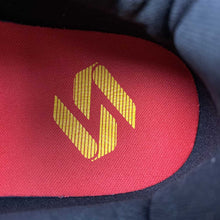 Cargar imagen en el visor de la galería, Jordan Luka 1 “Signal Blue” Black Metallic Silver FB1800-004