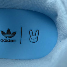Cargar imagen en el visor de la galería, Adidas Forum 84 Low X Bad Bunny Jade White