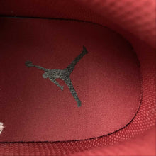 Cargar imagen en el visor de la galería, Air Jordan 1 Low Red White Black 553558-163