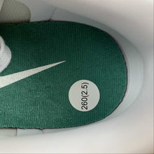 Cargar imagen en el visor de la galería, Blazer Low 77 White Orange-University Gold DC4769 105