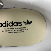 Cargar imagen en el visor de la galería, Adidas Bw Army White Chalk White