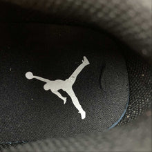 Cargar imagen en el visor de la galería, Air Jordan 1 Low Gym Red Black White 553560-612
