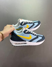 Cargar imagen en el visor de la galería, Air Max Dawn Particle Grey Dark Citron DH3157-003