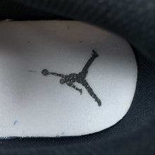 Cargar imagen en el visor de la galería, Air Jordan 1 Low Armory Navy White Black 553558-414
