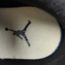 Cargar imagen en el visor de la galería, Air Jordan 1 Low “Youth Campus Time” Green White Orange 553558-062