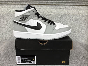 Air Jordan 1 Mid Light Smoke Grey 554724-092