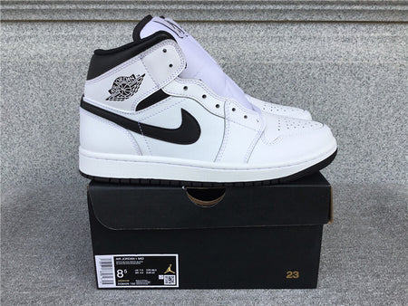 Air Jordan 1 Mid White Black DQ8426-132