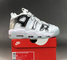Cargar imagen en el visor de la galería, Air More Uptempo White Chrome-Blue Tint 917593-100
