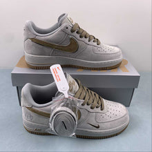 Cargar imagen en el visor de la galería, Air Force 1 07 Low Gray Brown WW5021-625
