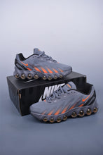 Cargar imagen en el visor de la galería, Air Max Dn8 Gray-Orange Gradient FQ7860-011
