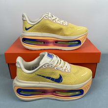 Cargar imagen en el visor de la galería, Nike Vomero Premium Lemon Yellow FN8453-025
