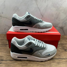 Cargar imagen en el visor de la galería, Air Max 1 City Pack London Smoke Grey Valerian Blue CV1639-001
