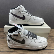 Cargar imagen en el visor de la galería, Air Force 1 07 Mid SU19 White Black CJ6690-100
