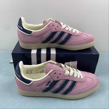 Cargar imagen en el visor de la galería, Notitle x Adidas Samba OG Pink Navy Blue Light Gum IG4198
