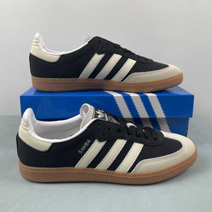 Adidas Samba OG Core Black Wonder White Metallic Silver IE5836