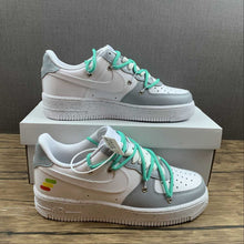 Cargar imagen en el visor de la galería, Air Force 1 07 Low Mint Outline Customised CW2288-111
