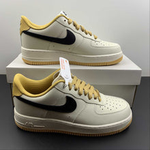 Cargar imagen en el visor de la galería, Air Force 1 07 LV8 Sail Tan Black FD9063-101
