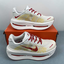 Cargar imagen en el visor de la galería, Nike Vomero Premium White Red HQ2050-980
