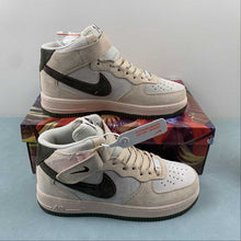 Cargar imagen en el visor de la galería, Air Force 1 07 Mid Off White Green Red CG9908-101
